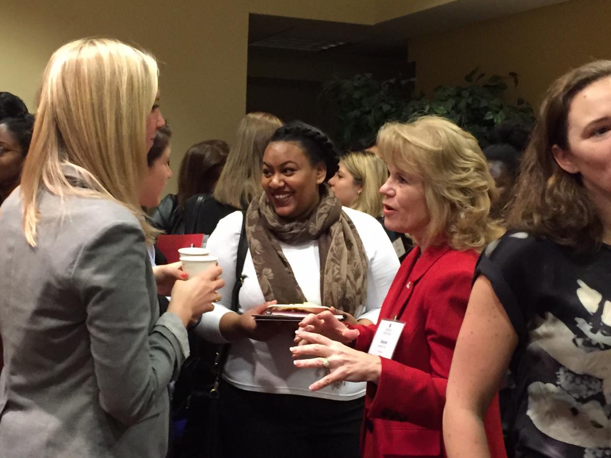 Smith Encourages Women to Attend B-School at “Women in Business” Event